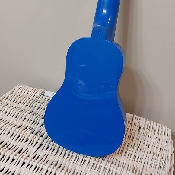 First Act 20' Mickey Mouse Disney Ukulele Guitar - Picture 7 of 8